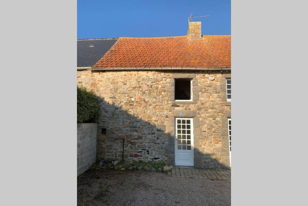 Sciotot - Bord De Mer - La Petite Maison Les Pieux 외부 사진